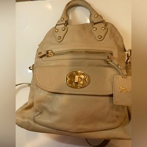 Emma Fox genuine leather handbag with adjustable strap and handle. High quality